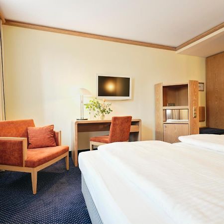 Hotel Zur Post Aschheim Kültér fotó