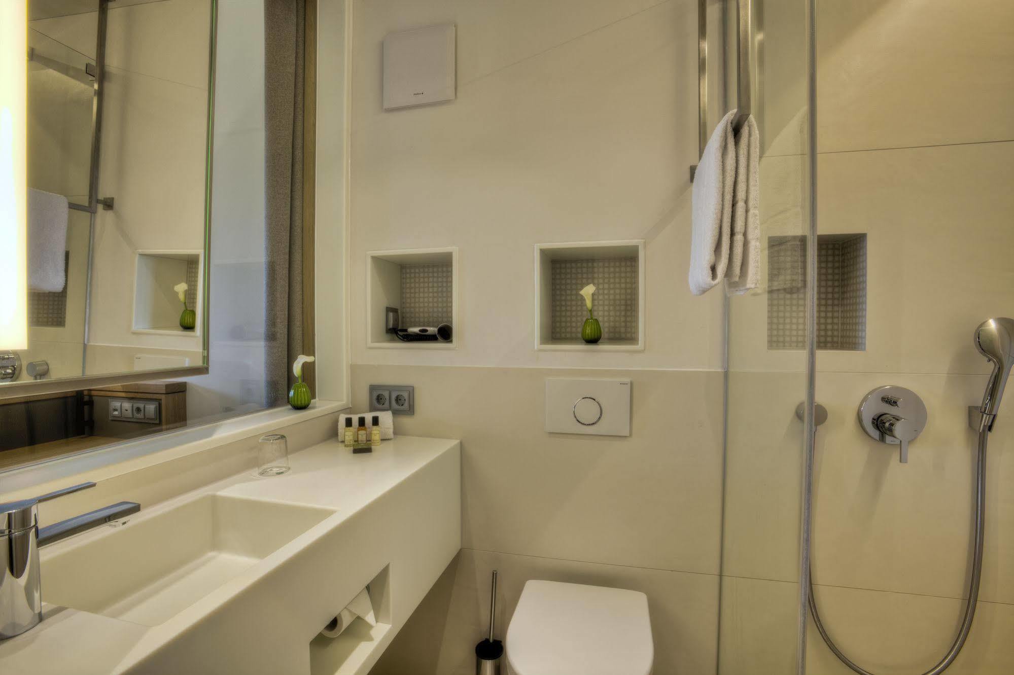 Hotel Zur Post Aschheim Kültér fotó